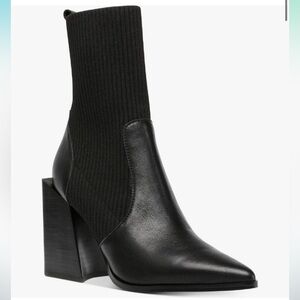 Steve Madden Tackle Ankle Boots / Booties Leather Black Size 8.5